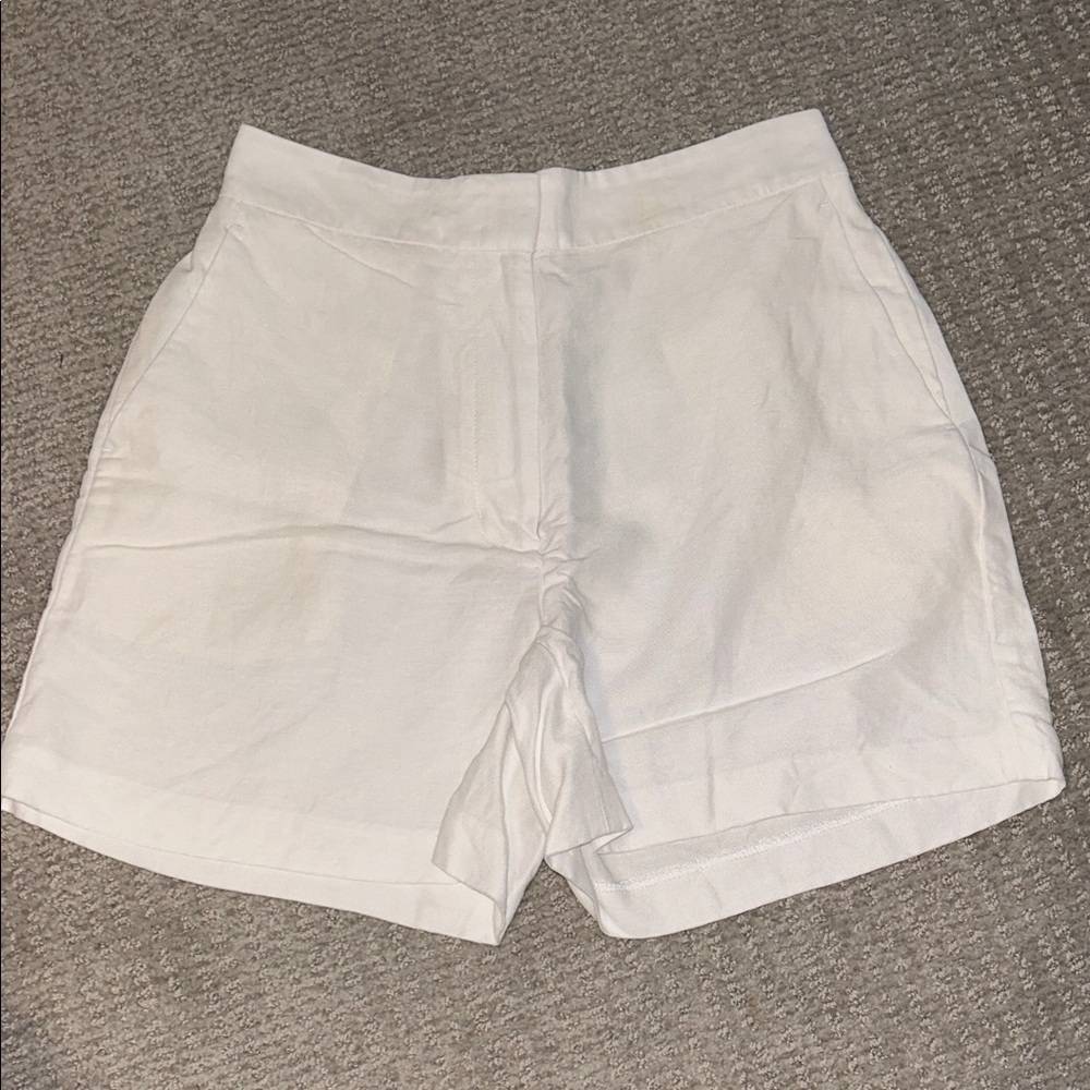 Aritzia White Linen Shorts